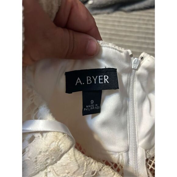 Amy Byer dress size 9 - Picture 4 of 5